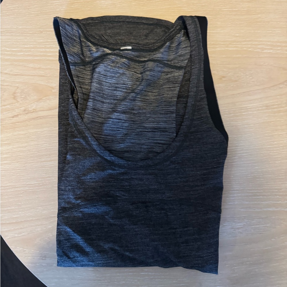 Lululemon Tank - Picture 4 of 4